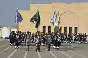 000-171536101476480523582-16