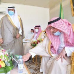 الأمير محمد بن ناصر يلتقي بمشايخ وأهالي محافظة فيفا