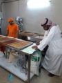 بلدية ابو عريش تضبط مصنعين للحلويات والحلبه داخل سكنات عماله