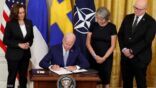 الولايات المتحدة توقع على بروتوكولات انضمام السويد وفنلندا لحلف الناتو
