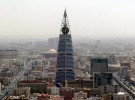 شرطة دبي توضح حقيقة تعرض برج خليفة لحريق
