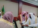 رئيس وأعضاء جمعية البر الخيرية بأحد المسارحة يقفون على إستعداد الجمعية لأسبوع المرور الخليجي الموحد .