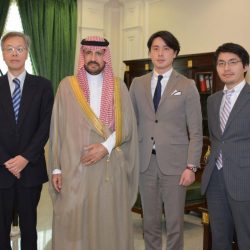 خلال زيارته لجناح منطقة جازان في جنادرية32 نائب أمير المنطقة يطلع على ركن إدارة تعليم صبيا ويشيد بمحتوياته