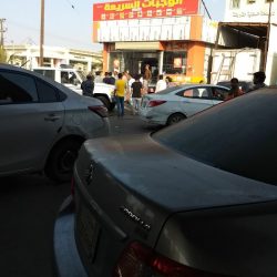 الرقابة الصحية ببلدية صامطة تغلق وتخالف عدد من المحلات وتصادر مواد غذائية منتهية الصلاحية