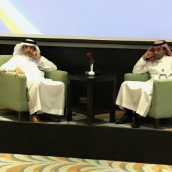 محافظ بيش ينقل تعازي القيادة لذوي الشهيد “علي خلوي”