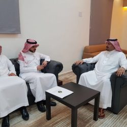 أمير منطقة جازان يكرم قائد حرس الحدود ومدير إدارة المخدرات وعددا من الضباط