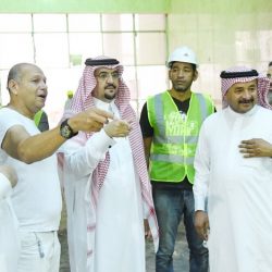 نائب أمير جازان يشارك المرابطين على الحد الجنوبي وجبة الإفطار