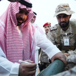 الداير تُفجع مجددًا.. طلقة مجهولة تصرع شاباً داخل معرض سيارات