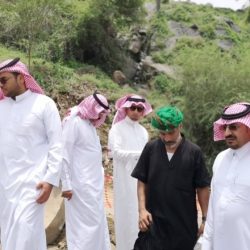 أمير جازان بالنيابة يستقبل رئيس المحكمة العامة بمحافظة هروب.