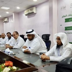 أمير منطقة جازان بالنيابة يستقبل مدير ووكلاء جامعة جازان .