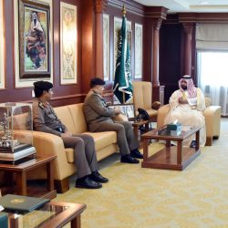 الأمير محمد بن عبد العزيز يستقبل مدير جامعة جازان