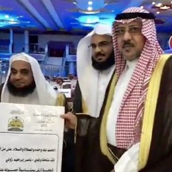 العميد الركن عامرالشهري يقدم شهادة شكروتقديرلرئيس بلدية صامطة “الدغريري “