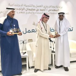 لجهودهم المتميزة “عريشي” يكرم عدداً من منسوبي مستشفى صامطة العام