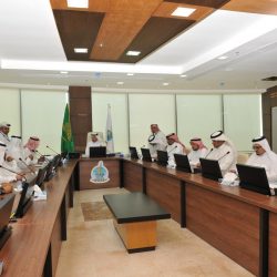 القحطاني يدشن أسبوع البيئة بمركز منجد