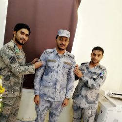 بالفيديو..أمير جازان بالنيابة يوقف موكبه لإلقاء السلام على مواطنين في طريقه