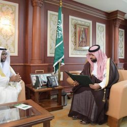 أمير جازان بالنيابة ينقل تعازي القيادة لذوي الشهيدين الرقيب اول علواني والعريف القيسي