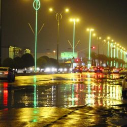 أمير جازان يتسلم تقريرًا عن الحالة المطرية وأعمال الدفاع المدني بالمنطقة