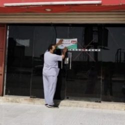 أمير منطقة جازان يعزي رئيس مركز الموسم د.العمري بوفاة والدته