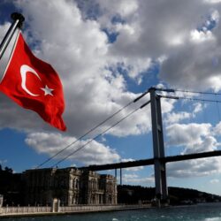 100 مسؤول سابق من حزب “ترامب” يطالبونه بالاعتراف بانتصار “بايدن”