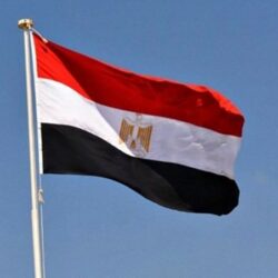 انفجار عدن.. أنباء عن نقل الحكومة اليمنية الجديدة إلى قصر “المعاشيق”