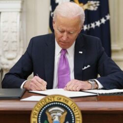 ظاهرة فلكية.. تعامُد القمر على الكعبة يُصادف منتصف ليل الغد