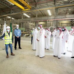 وكيل إمارة جازان يجتمع بوفد إمارة المدينة المنورة للاطلاع على نظام الطاقة الشمسية البديلة بالإمارة