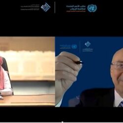 كاتب سعودي يطالب باستقالة مدير “الصحة العالمية” ومحاسبته