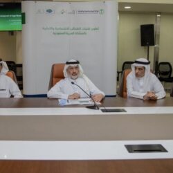 “أتمنى أن يحدث هذا لي يوماً” .. “ترامب” يسخر من مديح الإعلام لكولن باول