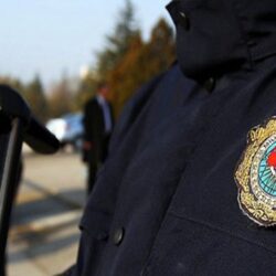 عشرات المستوطنين اليهود يقتحمون “الأقصى”