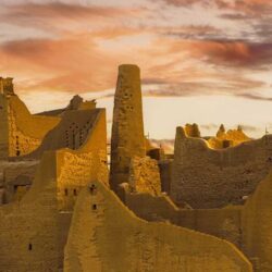 25 ألفا يؤدون صلاة الجمعة في المسجد الأقصى رغم إجراءات الاحتلال