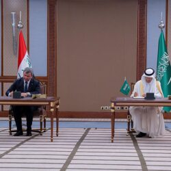 توقيع عقد الربط الكهربائي بين الشبكة الخليجية وشبكة كهرباء جنوب العراق على هامش قمة جدة للأمن والتنمية التي تستضيفها المملكة