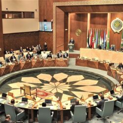 الأمين العام للجامعة العربية يلتقي بوزير خارجية روسيا