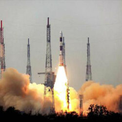 مركز الضبط الأمني بالحريضة بمحافظة رجال ألمع يقبض على شخص بحوزته (31) كيلو جرامًا من مادة الحشيش المخدر