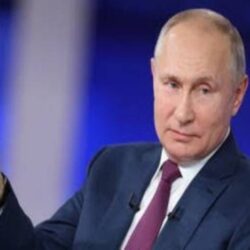 خادم الحرمين الشريفين يهنئ رئيسة جمهورية المجر بذكرى اليوم الوطني لبلادها