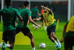 تزامناً مع الكسوف غداً.. “الجمعية السعودية للبصريات” تحذر: النظر للشمس يتلف العين