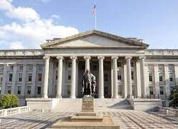 واشنطن: تزويد إيران روسيا بالطائرات المسيرة لقصف أوكرانيا انتهاك للقانون الدولي