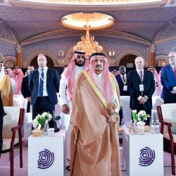 سمو أمير الحدود الشمالية يكرّم المشاركين في احتفالات اليوم الوطني 92