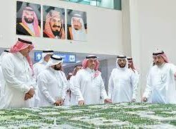 أمير منطقة جازان يستقبل وزير التعليم