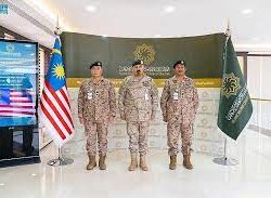 فرنسا تزود أوكرانيا بـ12 مدفع “سيزار” إضافيًّا