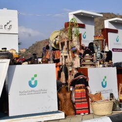 مركز الملك سلمان للإغاثة يواصل توزيع المواد الإغاثية المتنوعة لمتضرري الزلزال في بلدة جنديرس بمحافظة حلب