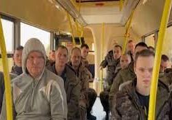 دوريات الأمن بجدة تقبض على مقيمين بحوزتهما أمفيتامين