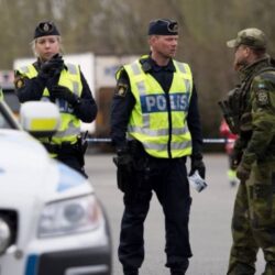 جنرال أوكراني يكشف كيف ستغير “الذخائر العنقودية الأمريكية” ساحة الحرب ضد روسيا