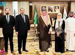 شاطئ الشقيق السياحي يشهد إقبالاً من المتنزهين خلال هذه الأيام