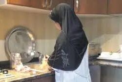 إيران تحرس سفنها التجارية بقطع عسكرية