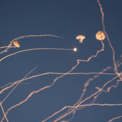 أبرز عناوين الصحف الصادره اليوم