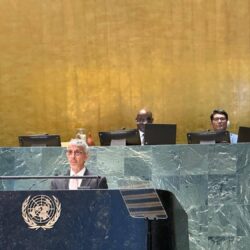 إنفاذًا لتوجيهات خادم الحرمين الشريفين وسمو ولي العهد.. وصول التوأم السيامي البوركيني بنتيّ راسماتا سوادوغو إلى الرياض