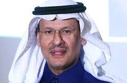 دوريات الإدارة العامة للمجاهدين بمنطقة جازان تحبط تهريب (126) كيلوجرامًا من نبات القات المخدر