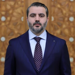 الفصائل السورية توافق على الاندماج في وزارة الدفاع