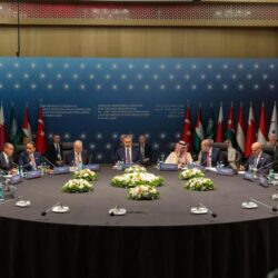 استشهاد 12 فلسطينيًا في قصف إسرائيلي على قطاع غزة