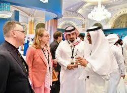 النيابة العامة: خمس سنوات سجناً لمواطن بتهمة الاحتيال المالي على 41 ضحية عبر منافذ البيع الإلكترونية